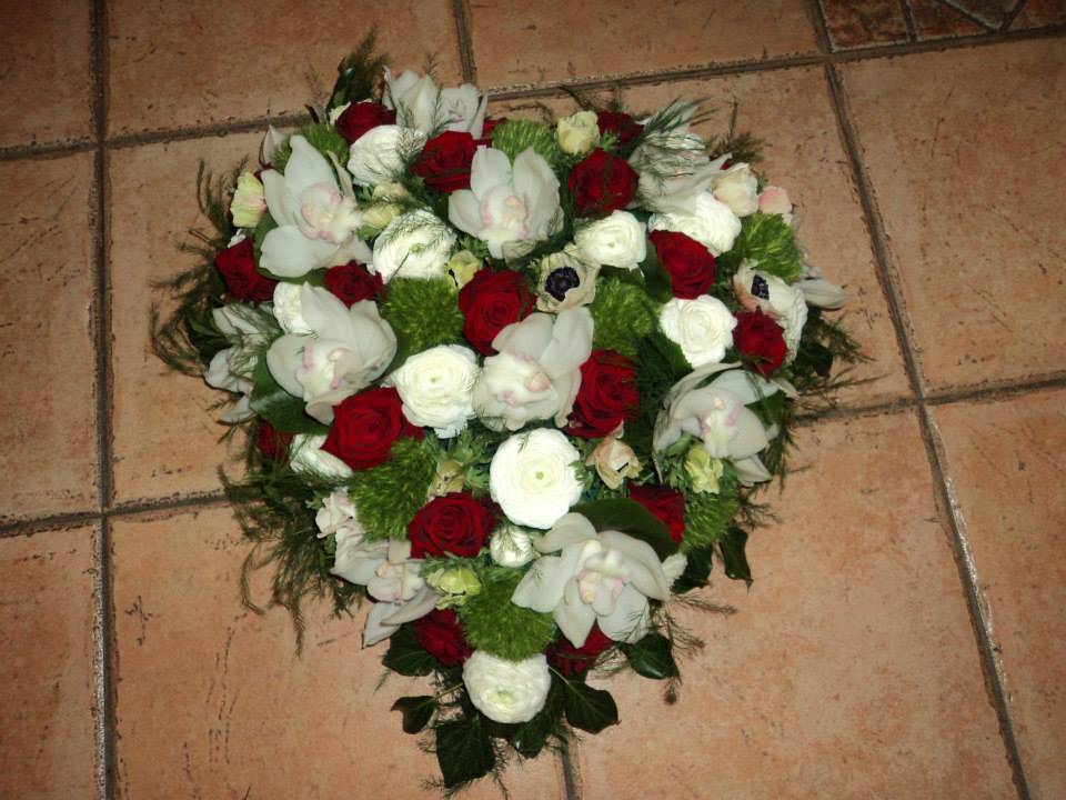 composition-florale-coeur