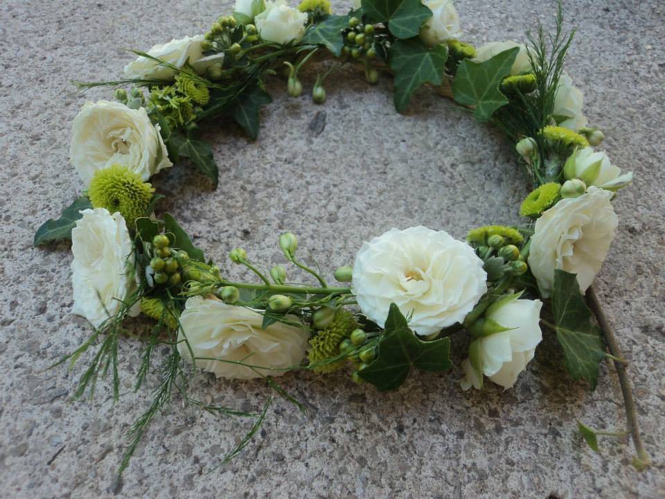 couronne-fleurs-blanches