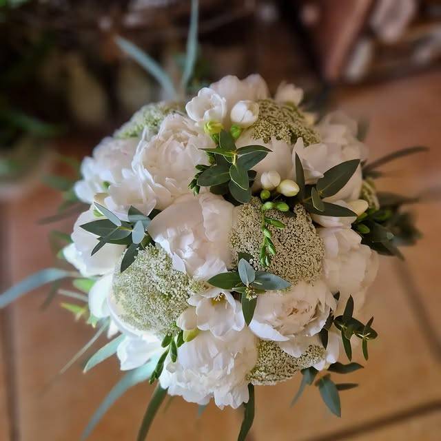 bouquet-rond-blanc-vert